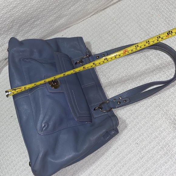 Coach F19044 Penelope shoulder bag - Picture 9 of 16